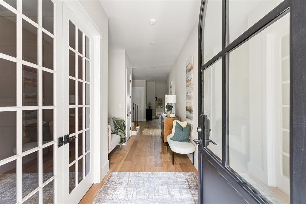 5622 Amherst