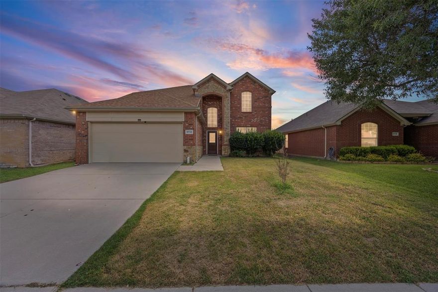 ASSUMABLE LOAN AVAILABLE! Welcome home! This move-in ready 3-bedroom, 2-bathroom home offers the perfect blend of comfort and convenience. Featuring a 2-car garage and spacious 2-story layout, it’s designed for both everyday living and entertaining. Located in Fort Worth but zoned to the highly sought-after Keller ISD, this home is a smart choice. Enjoy access to fantastic community amenities, including a sparkling pool and playground—ideal for fun and relaxation just steps from your door. Don’t miss the opportunity to make this inviting home yours!