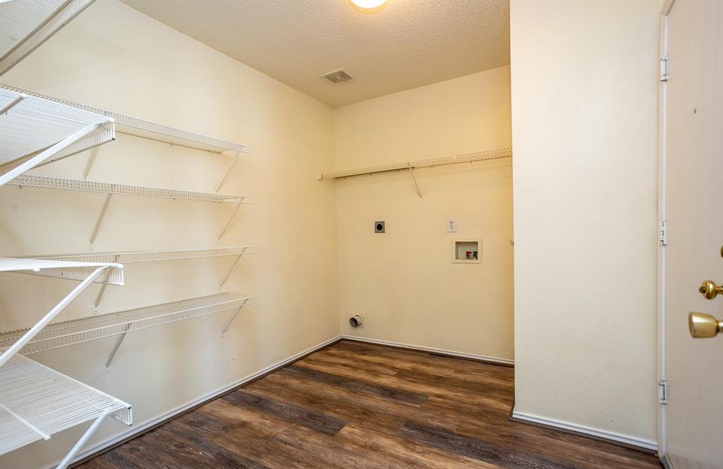 Ames Mdw Add Ph I - Residential