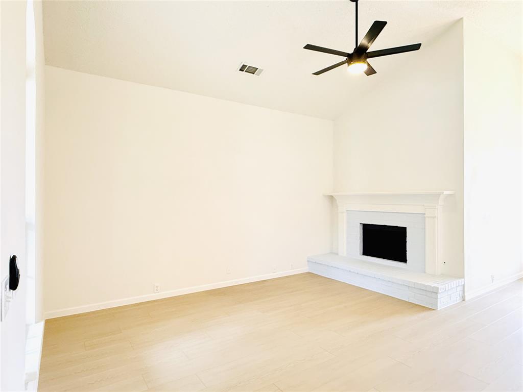 1217 WOODTHORPE Drive