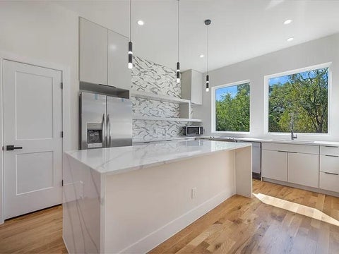 Photo of 1122 Muncie Avenue, Dallas, TX 75212 (MLS # 21422287)