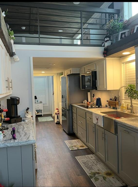 Brazos Harbor Mobile Home Park Ph Three - Residential