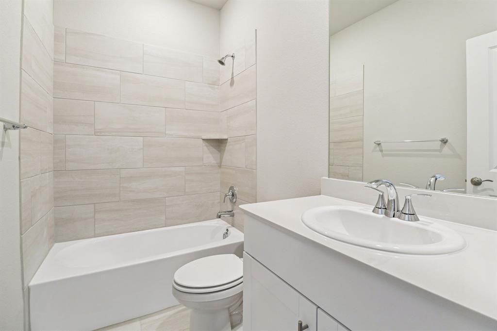 Lakehaven - Residential