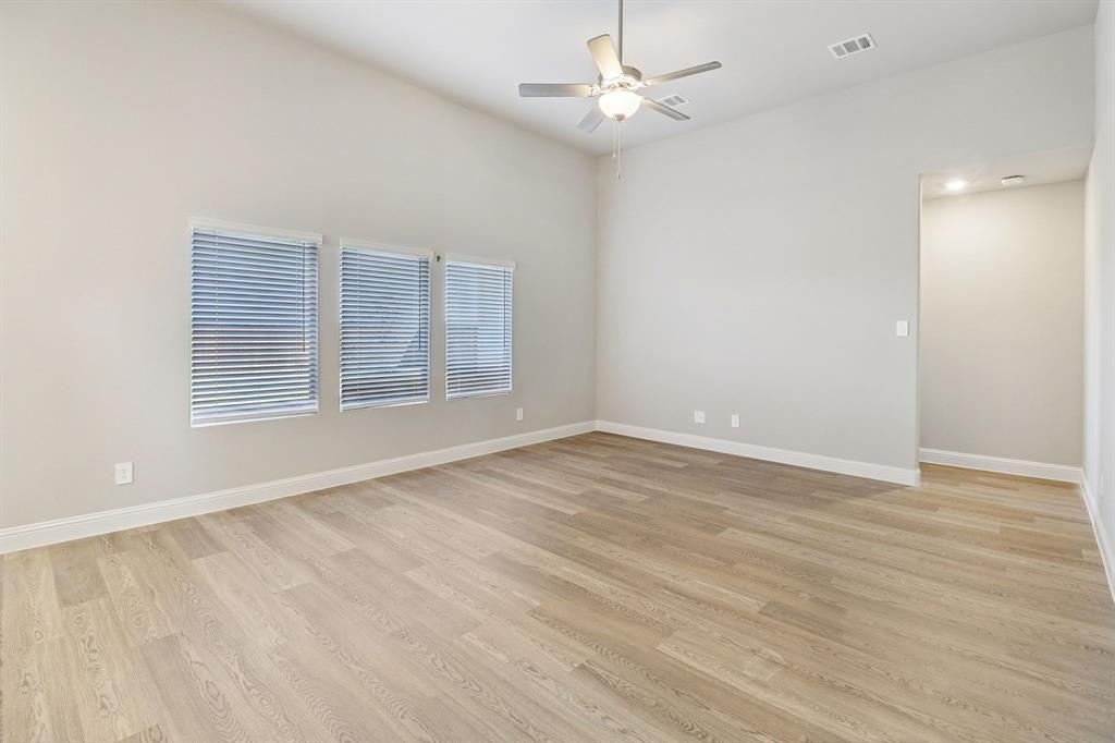 Lakehaven - Residential