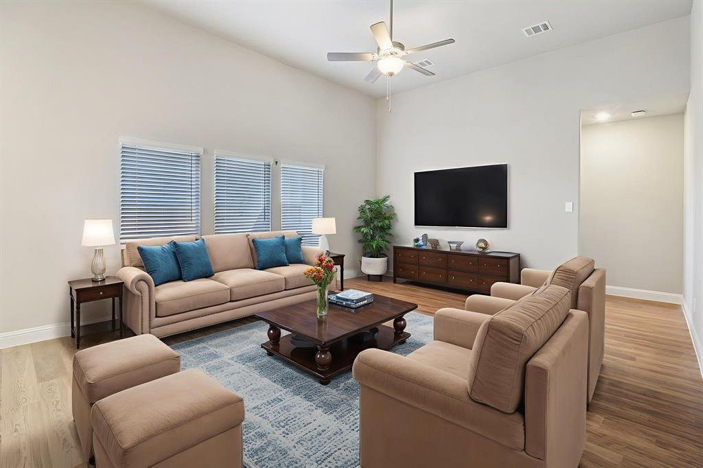 Lakehaven - Residential