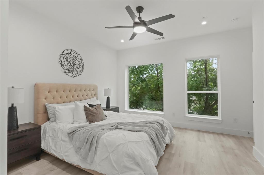 Dallas Land & Loan 03 - Residential Lease