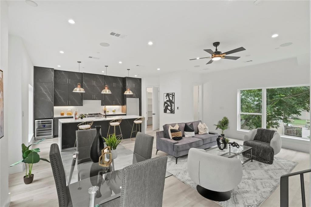 Dallas Land & Loan 03 - Residential Lease