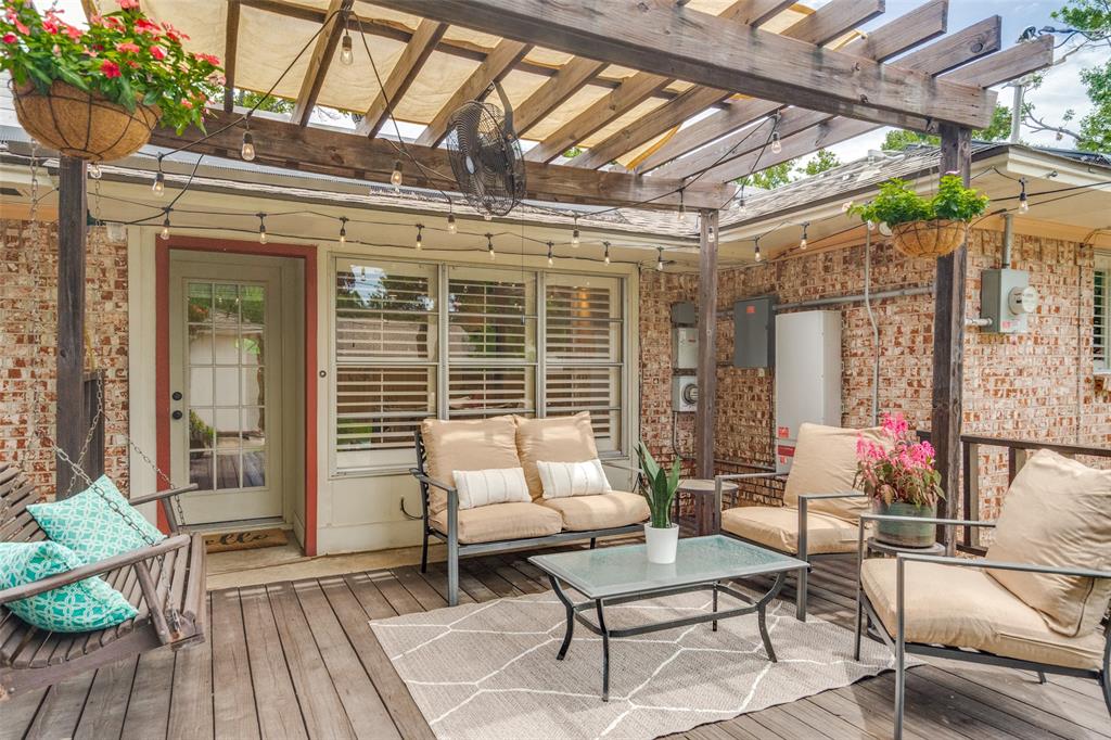 Lochwood Rev - Residential