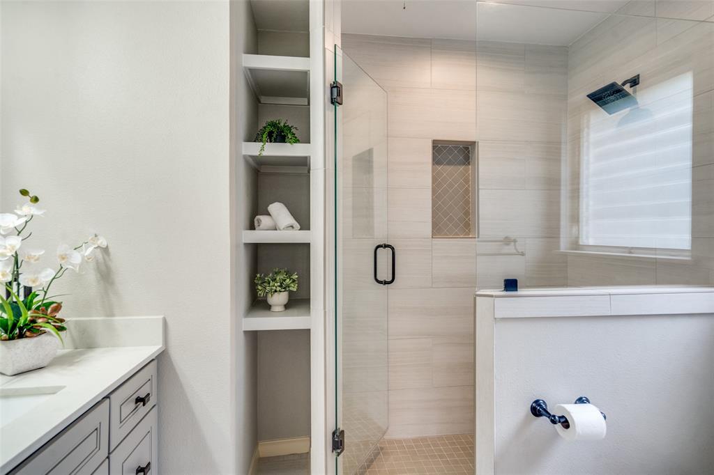 Lochwood Rev - Residential