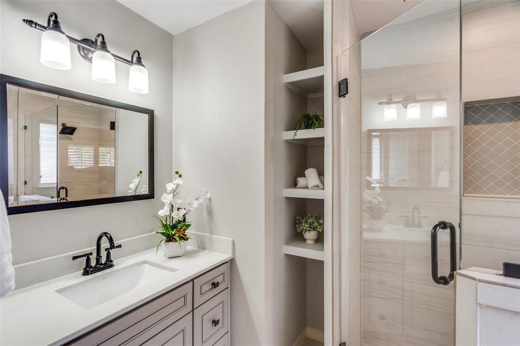 Lochwood Rev - Residential