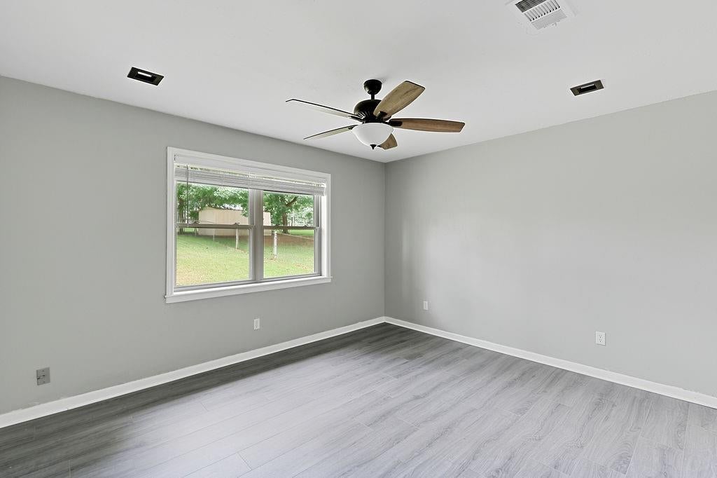 4116 Lakeshore Drive