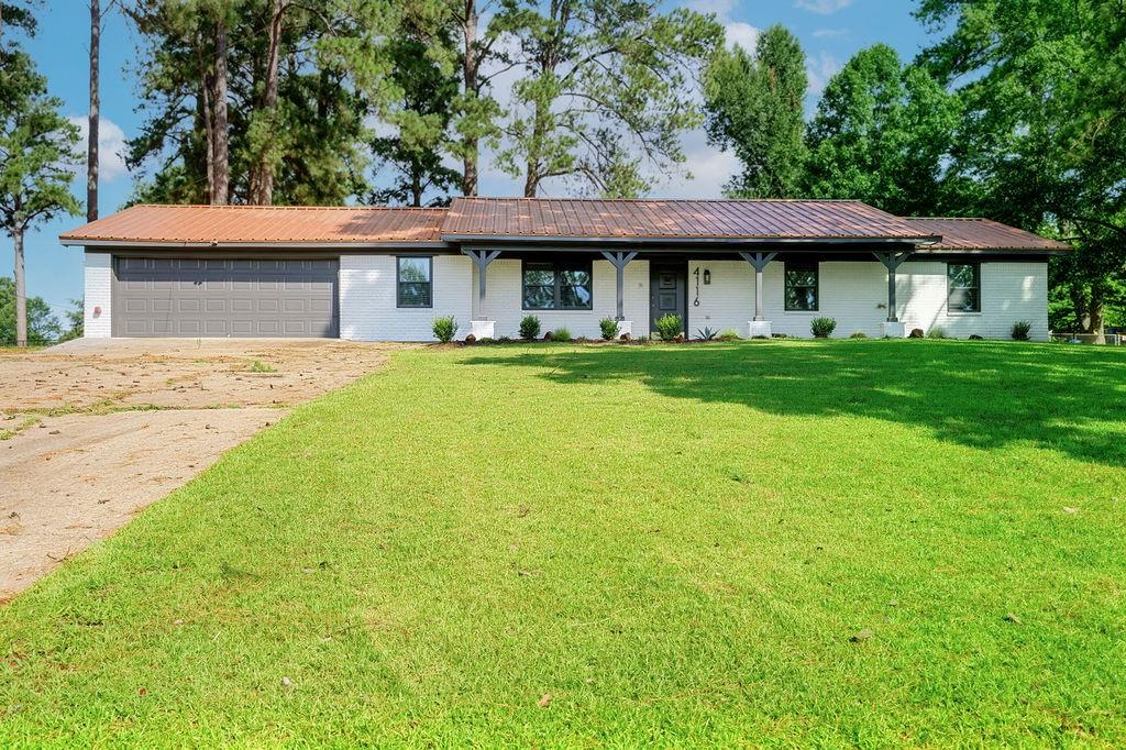 4116 Lakeshore Drive