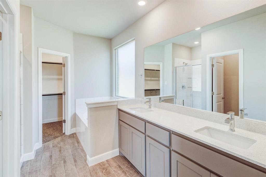 TRAILS OF ELIZABETH CREEK PHASE 5 BLK 38 LOT 21 - Residential Lease