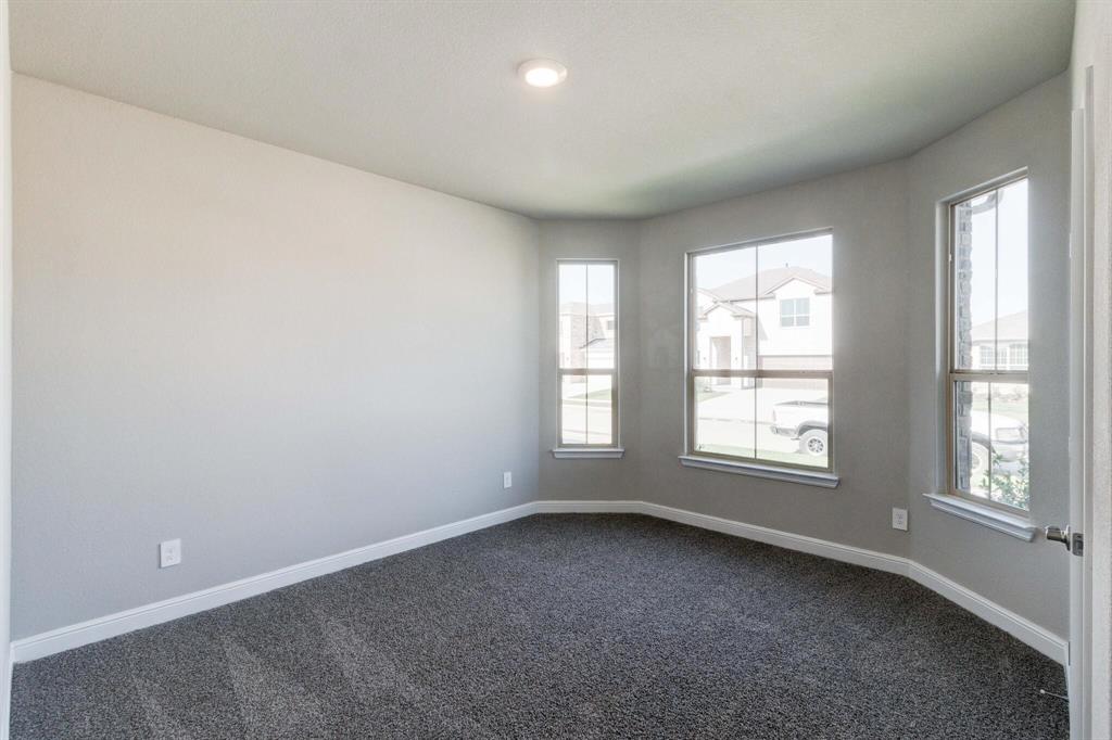 TRAILS OF ELIZABETH CREEK PHASE 5 BLK 38 LOT 21 - Residential Lease