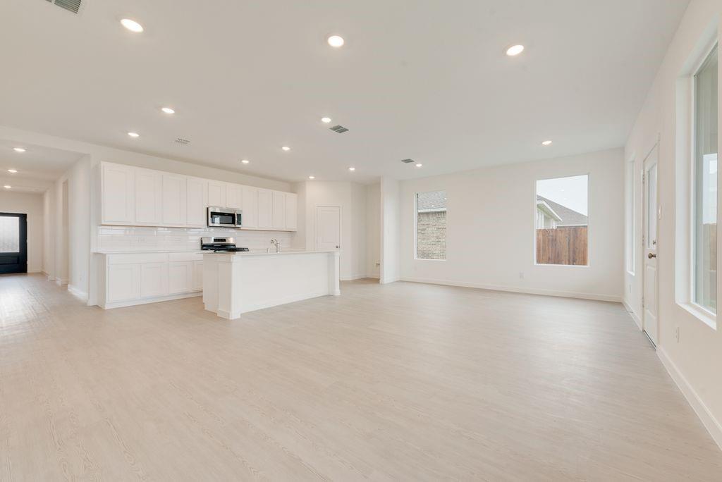 3706 Hornbill Drive