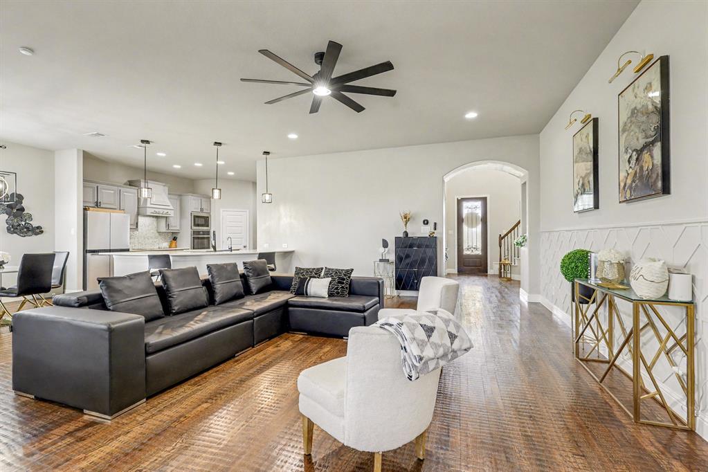 Hickory Hills - Residential