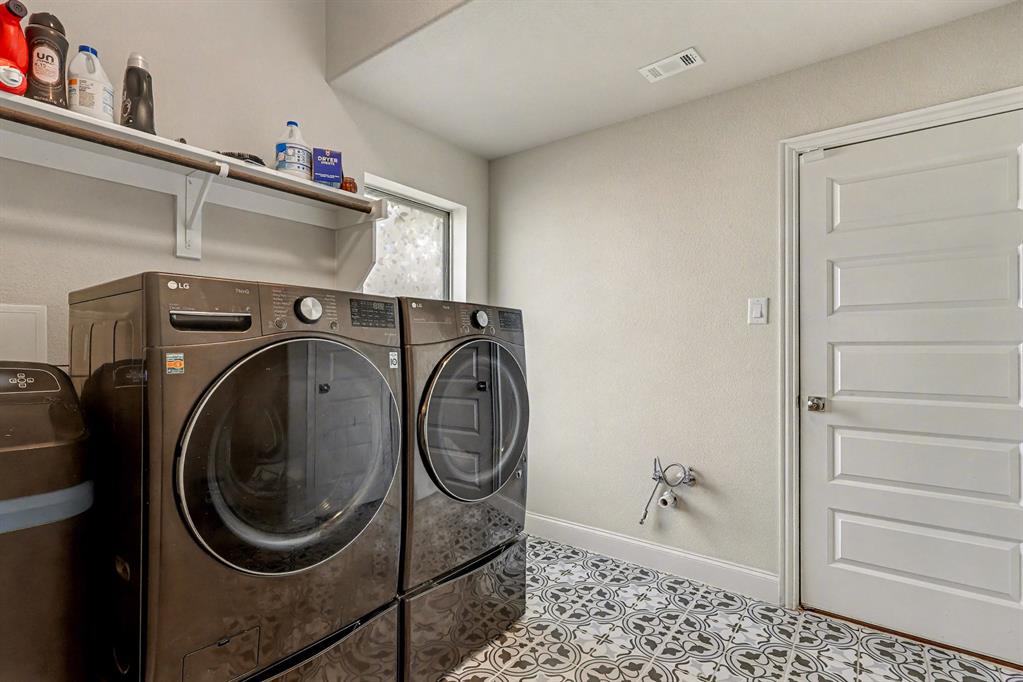 Hickory Hills - Residential