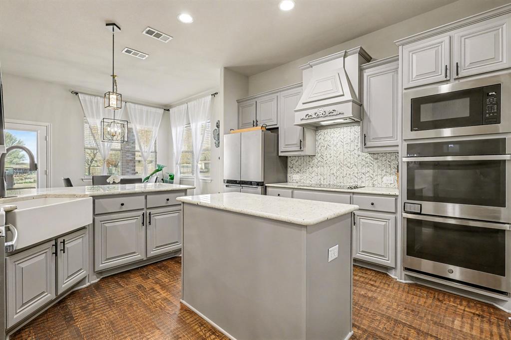 Hickory Hills - Residential