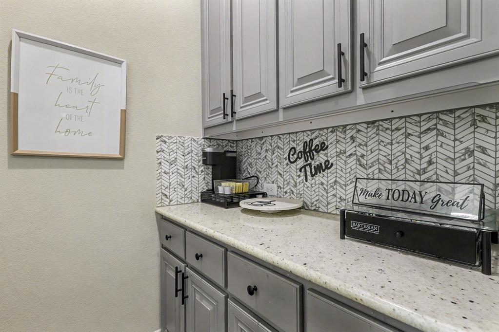 Hickory Hills - Residential