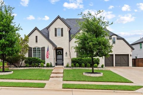Photo of 810 Biltmore Lane, Prosper, TX 75078 (MLS # 21243841)