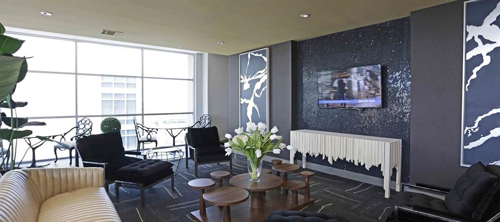 PARK LANE CONDO - PARK LANE COURT - Residential Lease