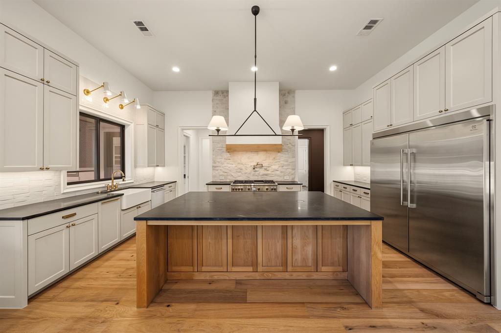 3316 Cambridge Drive