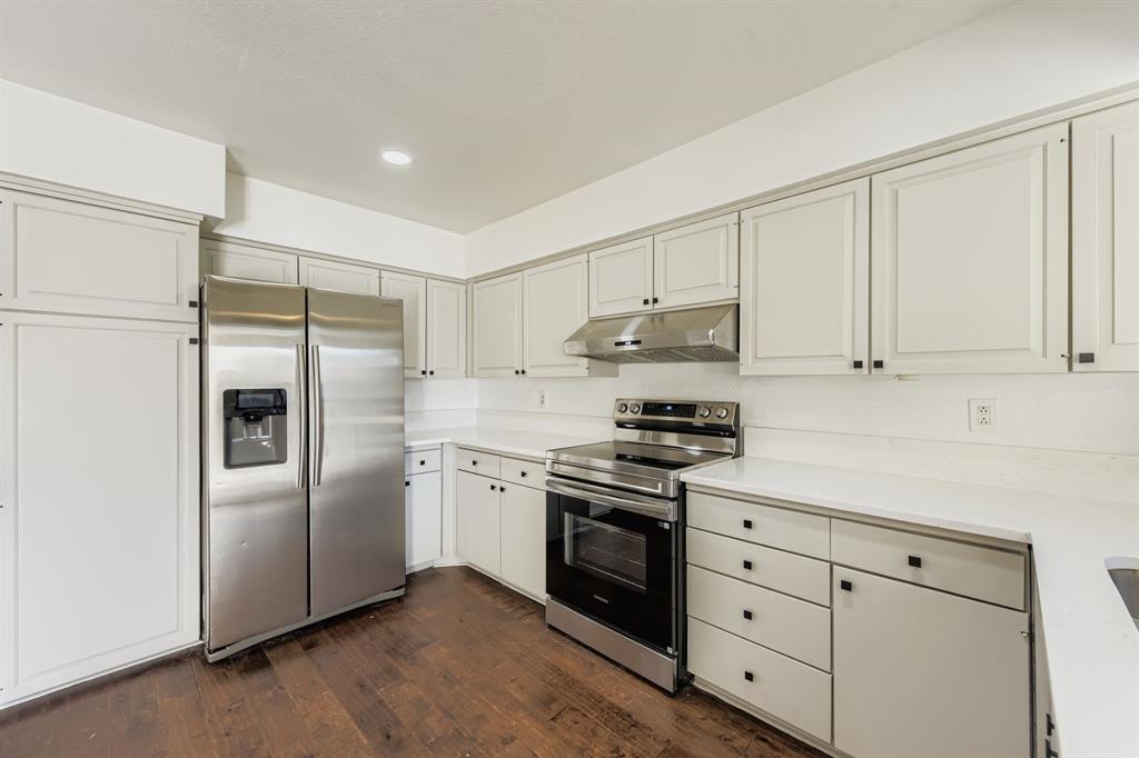 Laguna Twnhms - Residential