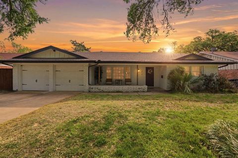 1915 Milam Street Fort Worth TX 76112