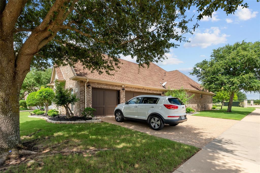 2220 Vienna Drive