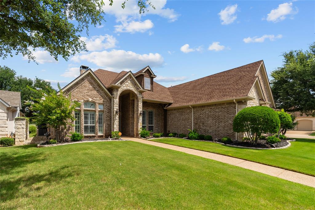 2220 Vienna Drive