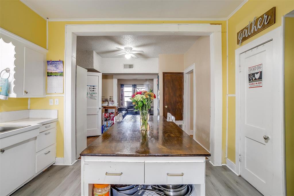 ABST 24 TR 127 R W BOYCE - Residential