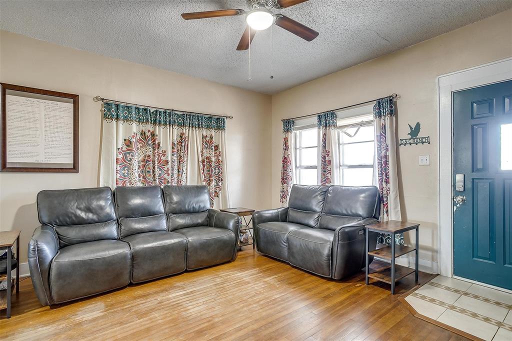 ABST 24 TR 127 R W BOYCE - Residential