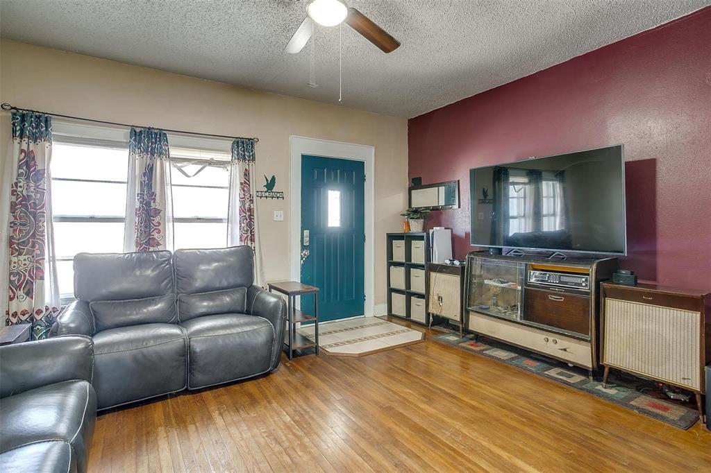 ABST 24 TR 127 R W BOYCE - Residential