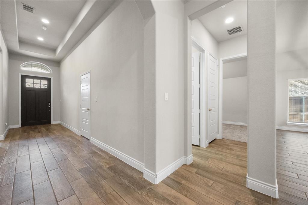 8609 Lake Arrowhead Trail