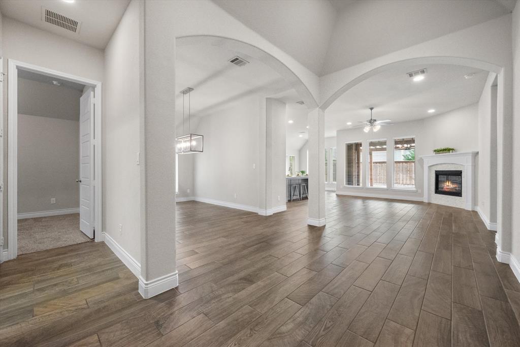 8609 Lake Arrowhead Trail