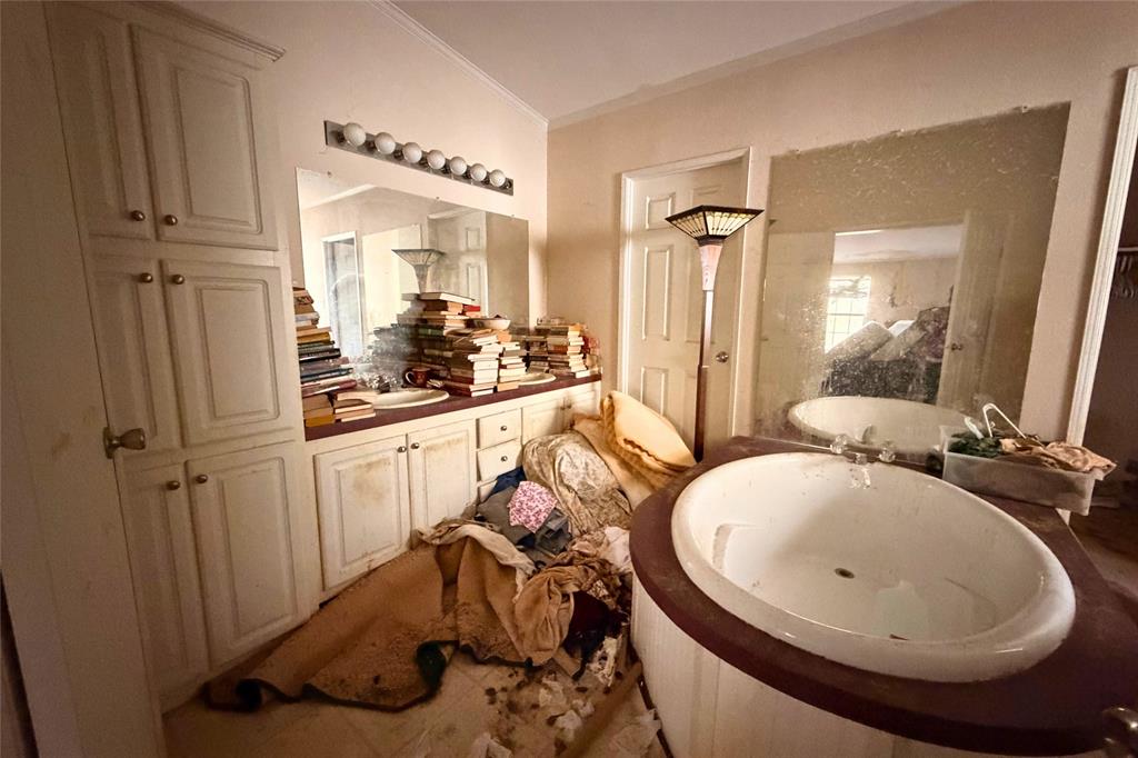 Country Club Terrace - Residential