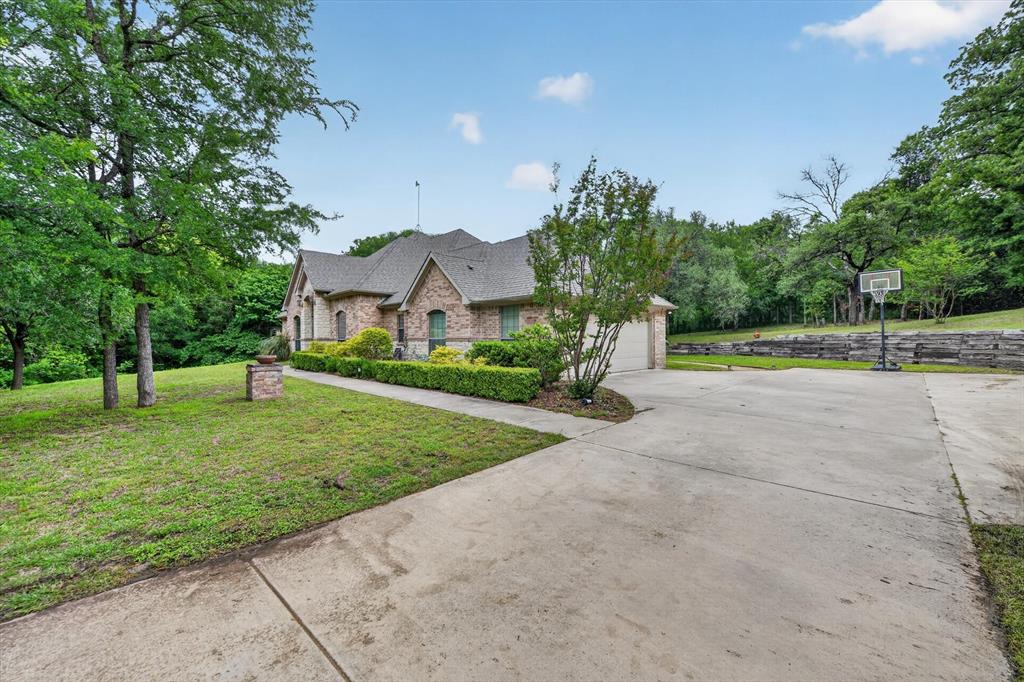 141 N Natural Spring Lane