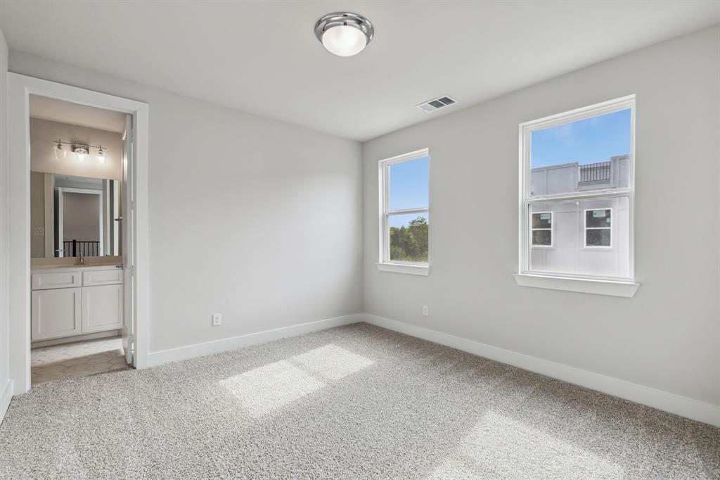 SoHo Square - Residential