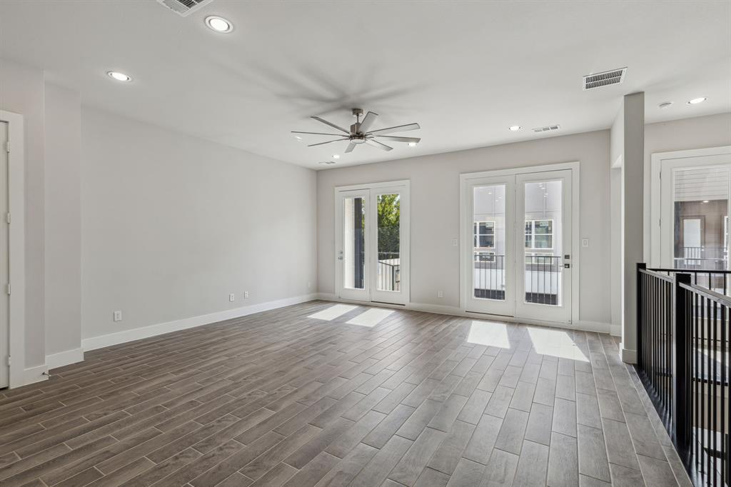 SoHo Square - Residential