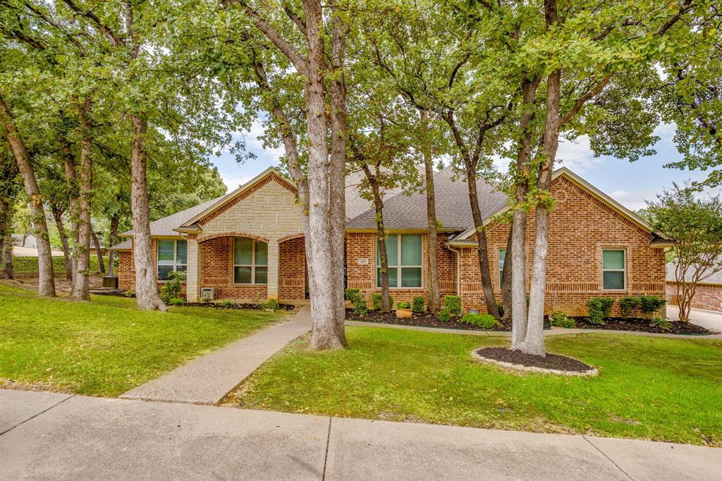 910 Royal Court