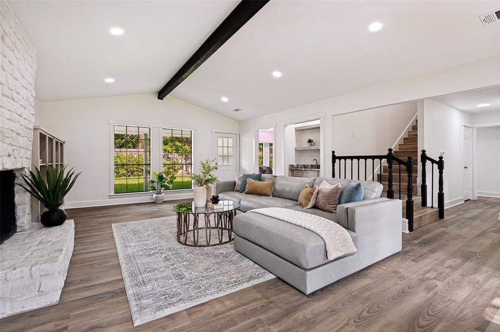 3512 Lake Pontchartrain Drive