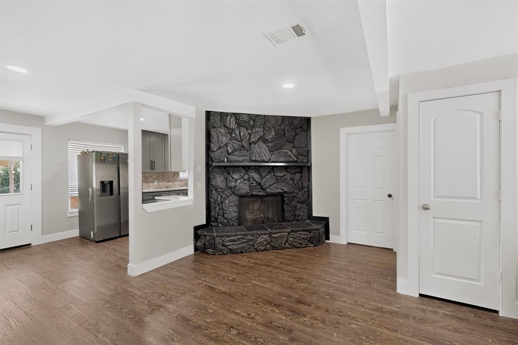 2310 Costa Mesa Drive