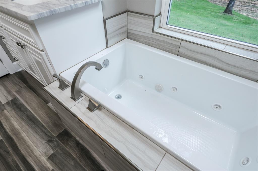 PILOT POINT - Residential