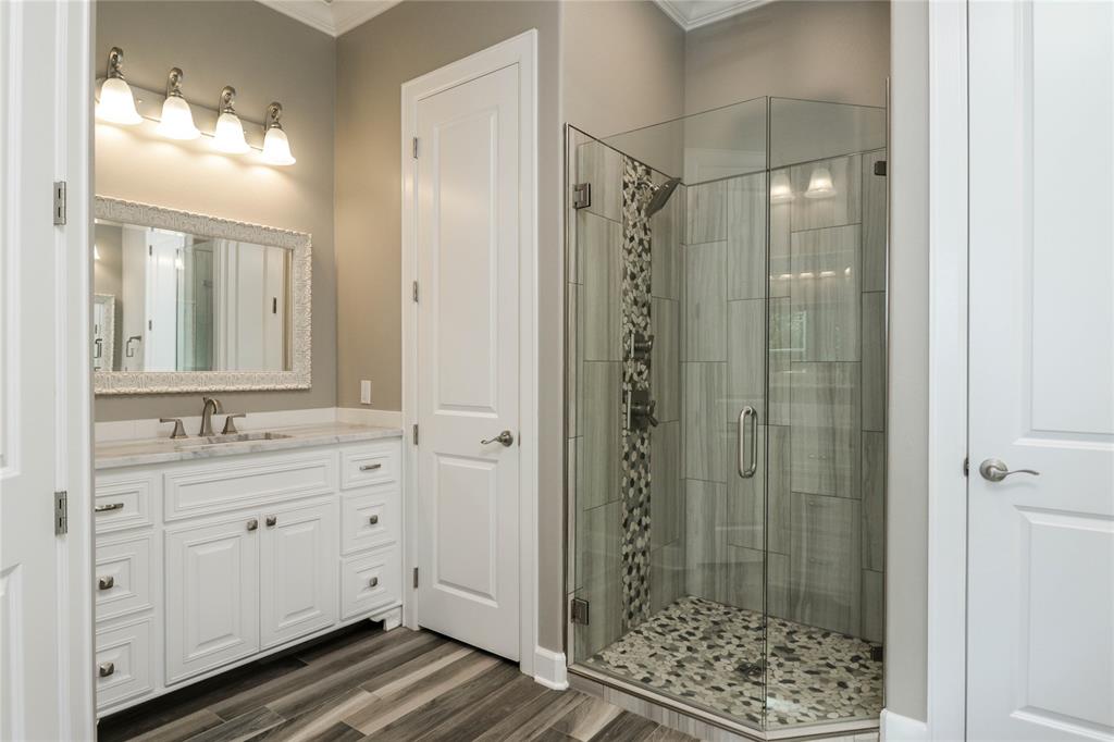 PILOT POINT - Residential