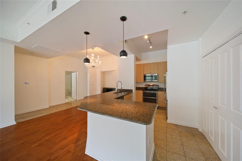Renaissance On Turtle Creek Condo - Residential