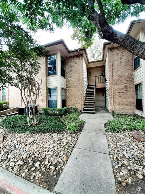 16301 Ledgemont Lane 207 Addison TX 75001