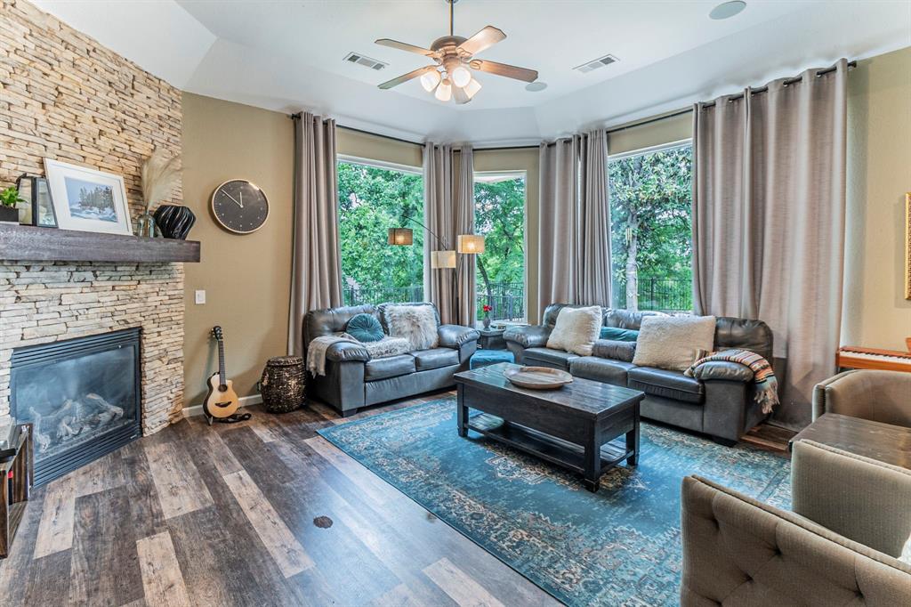 Larkspur At Oakmont Ph 1 - Residential