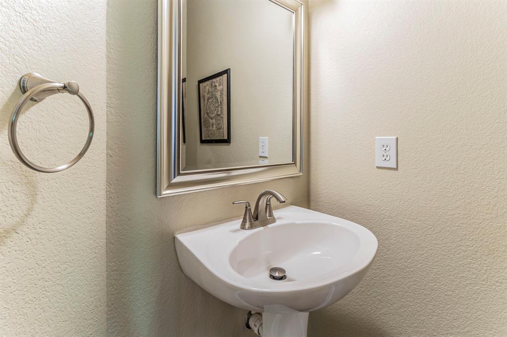 Larkspur At Oakmont Ph 1 - Residential