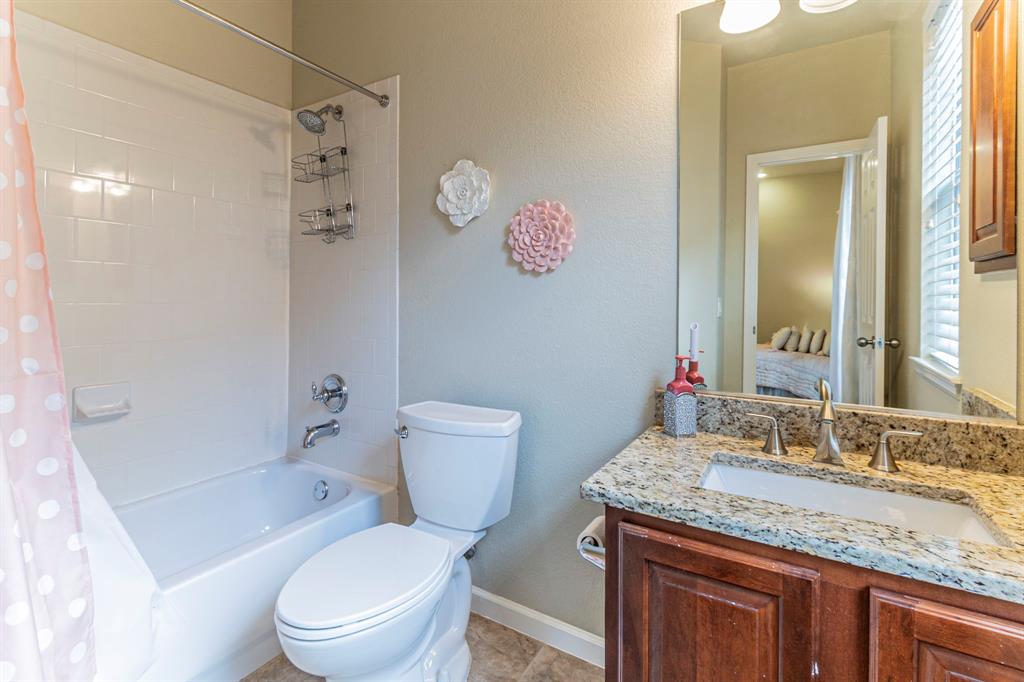 Larkspur At Oakmont Ph 1 - Residential