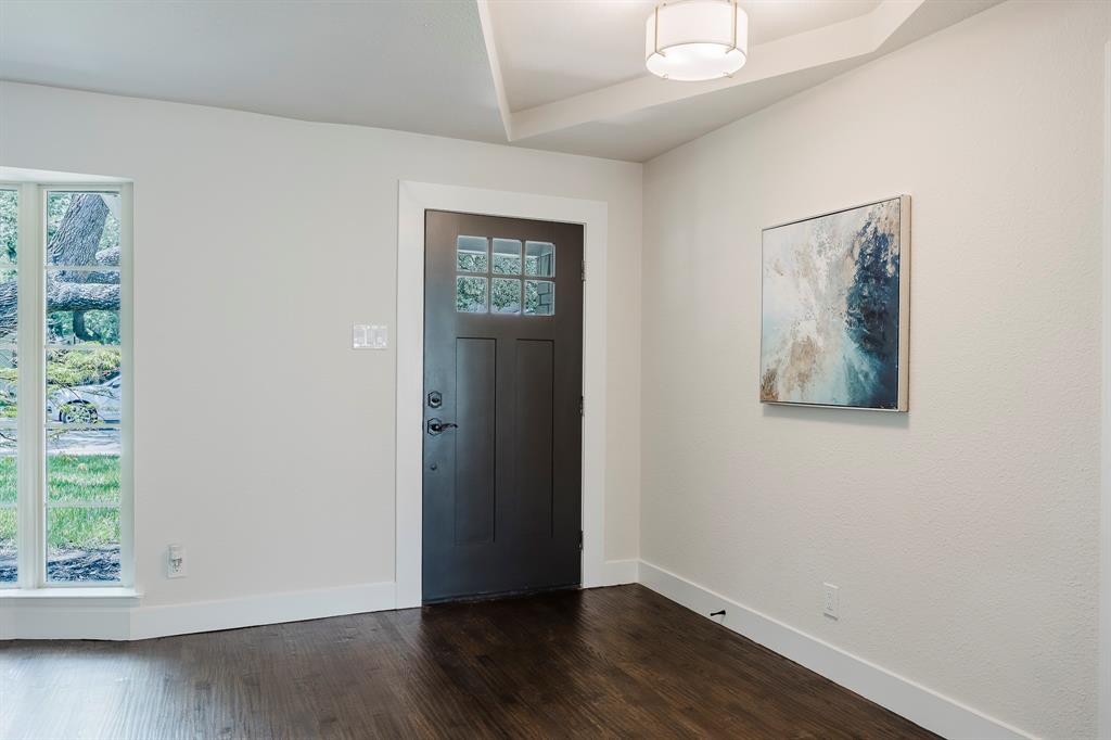 9332 Loma Vista Drive